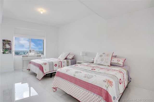 $555,000 | 1100 Biscayne Boulevard, Unit 3602, Miami, FL 33132