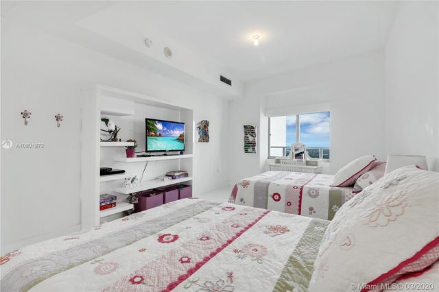 $555,000 | 1100 Biscayne Boulevard, Unit 3602, Miami, FL 33132