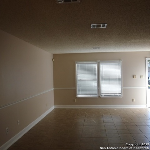 5626 Camry Spring San Antonio, TX 78251 - Photo 5 of 19