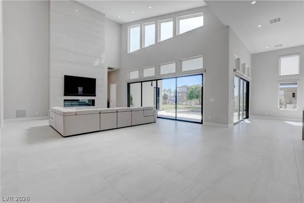 $15,000 | 10949 Rossa Peak Avenue, Las Vegas, NV 89135