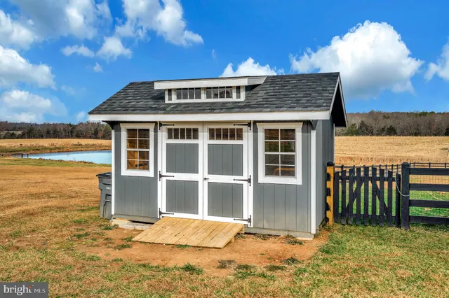 $874,900 | 4600 Anns Lane, Bealeton, VA 22712