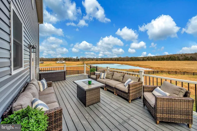 $874,900 | 4600 Anns Lane, Bealeton, VA 22712