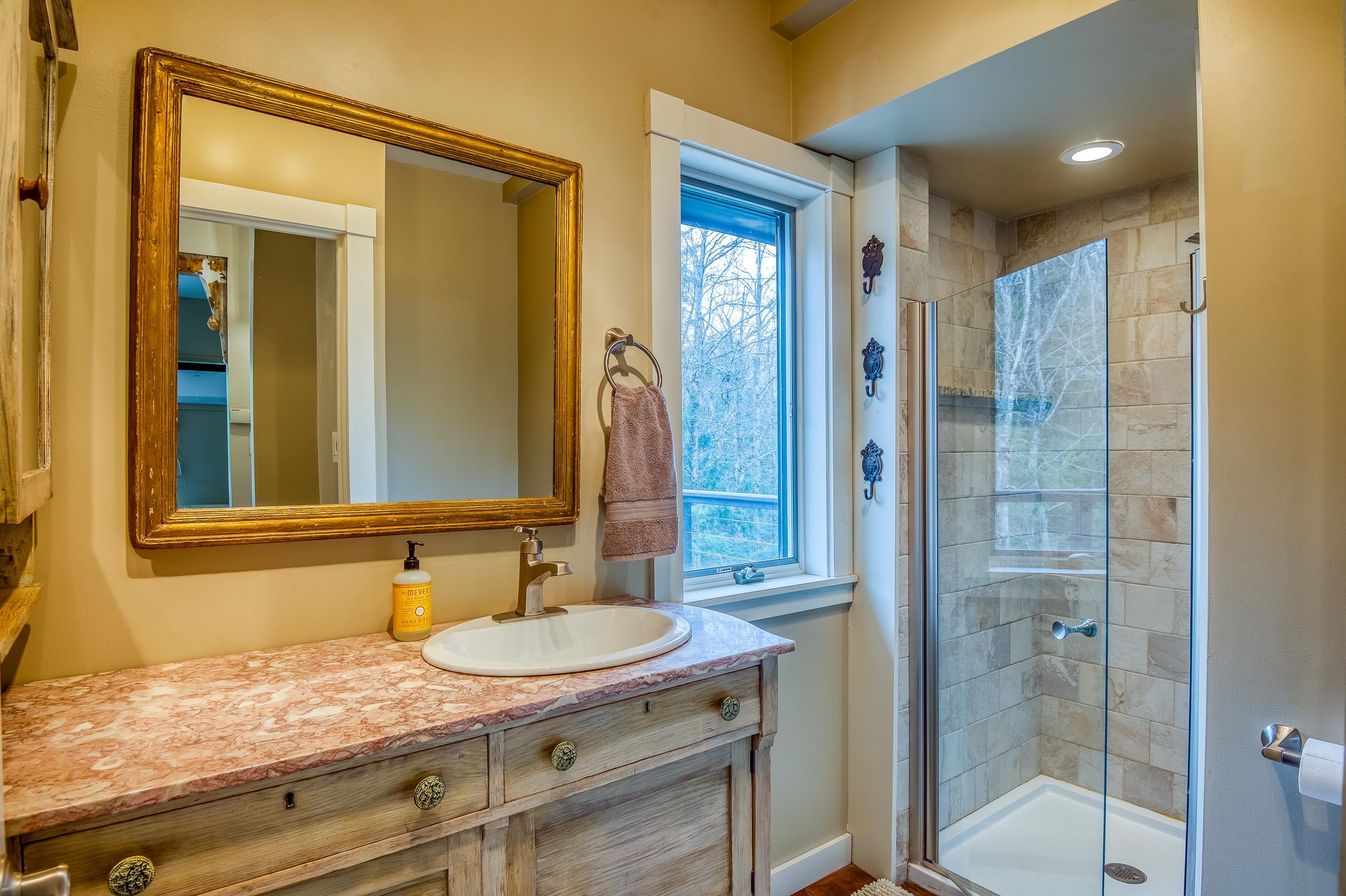 153 South Shore Road Littleton, NH 03561 - Photo 21 of 40 Gallery Image 21