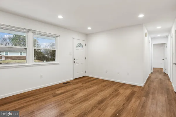 $2,650 | 13208 Haddock Road, Woodbridge, VA 22193