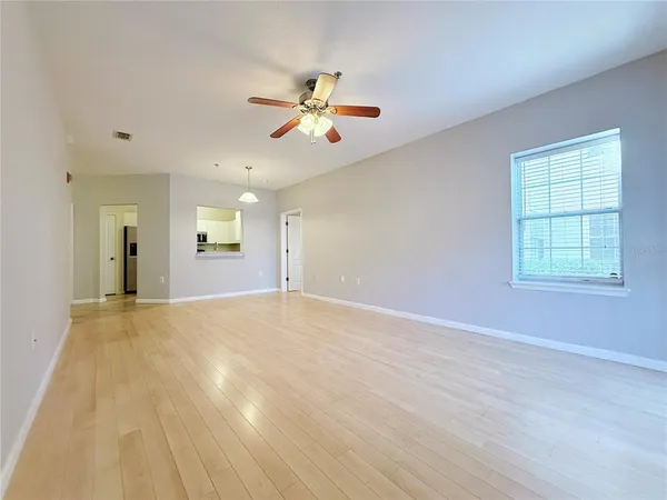 $199,900 | 4865 Cypress Woods Drive, Unit 2106, Orlando, FL 32811