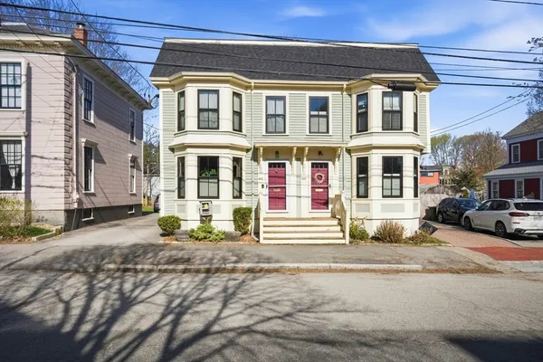 $949,900 | 82 Federal Street, Unit 82, Newburyport, MA 01950