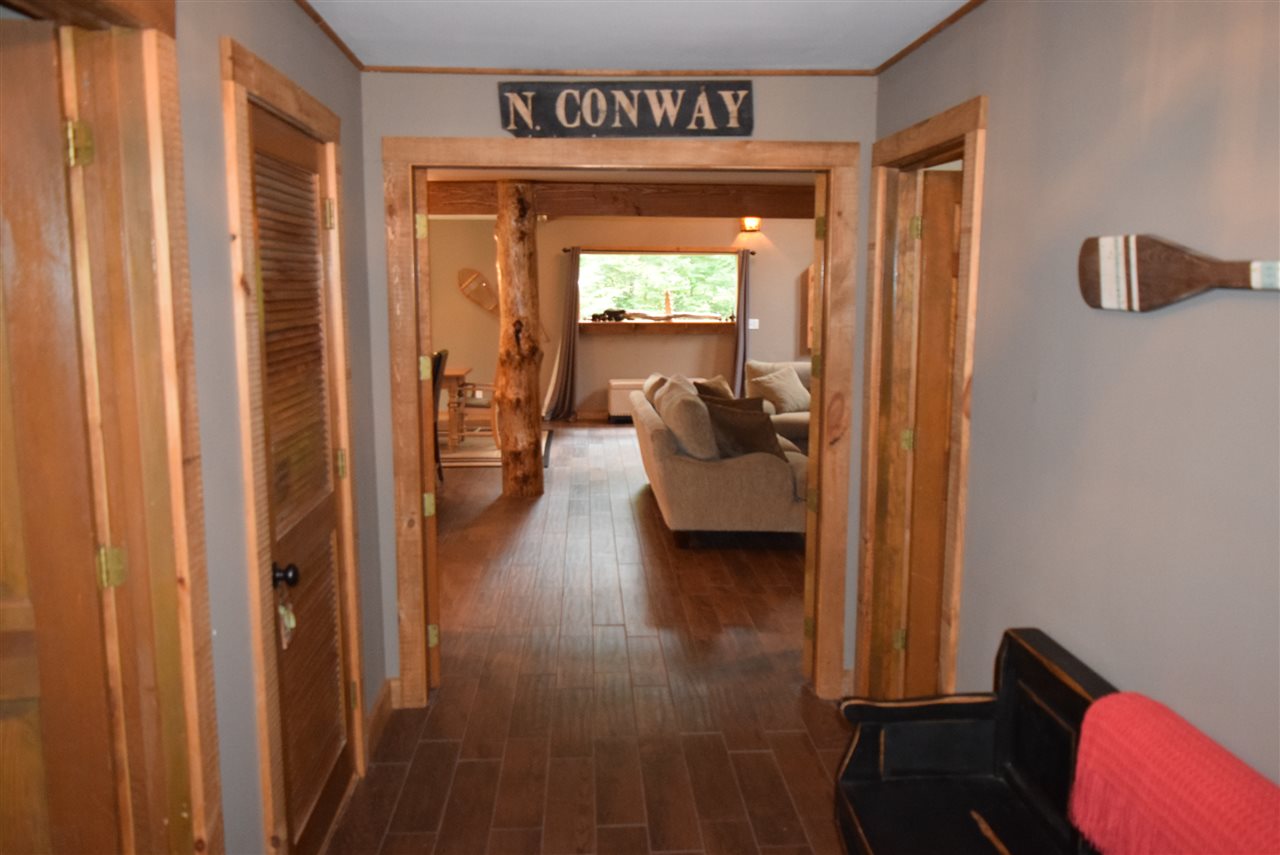 70 Jennifer Road Conway, NH 03818 - Photo 7 of 38