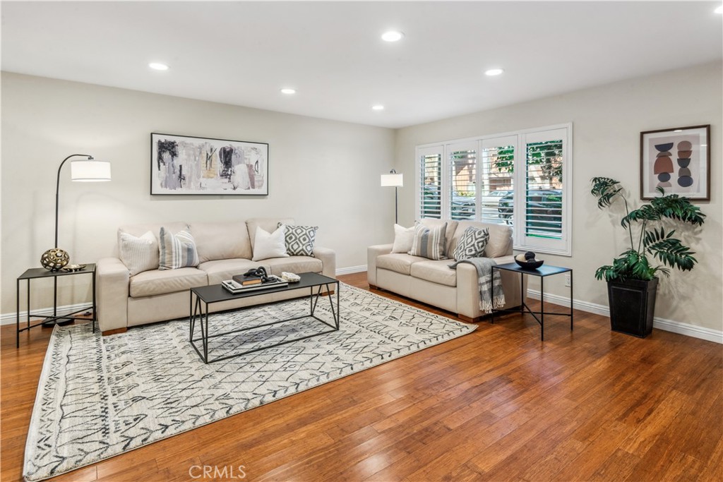 1638 Dalmatia Drive San Pedro, CA 90732 - Photo 6 of 31