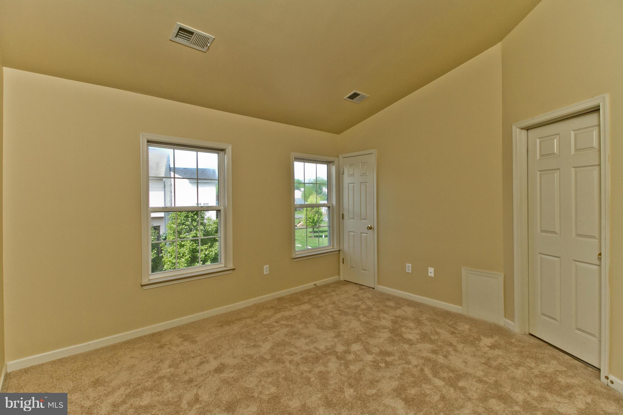 115 Sentry Ridge Smithsburg, MD 21783 - Photo 19 of 23 Bedroom (Master)