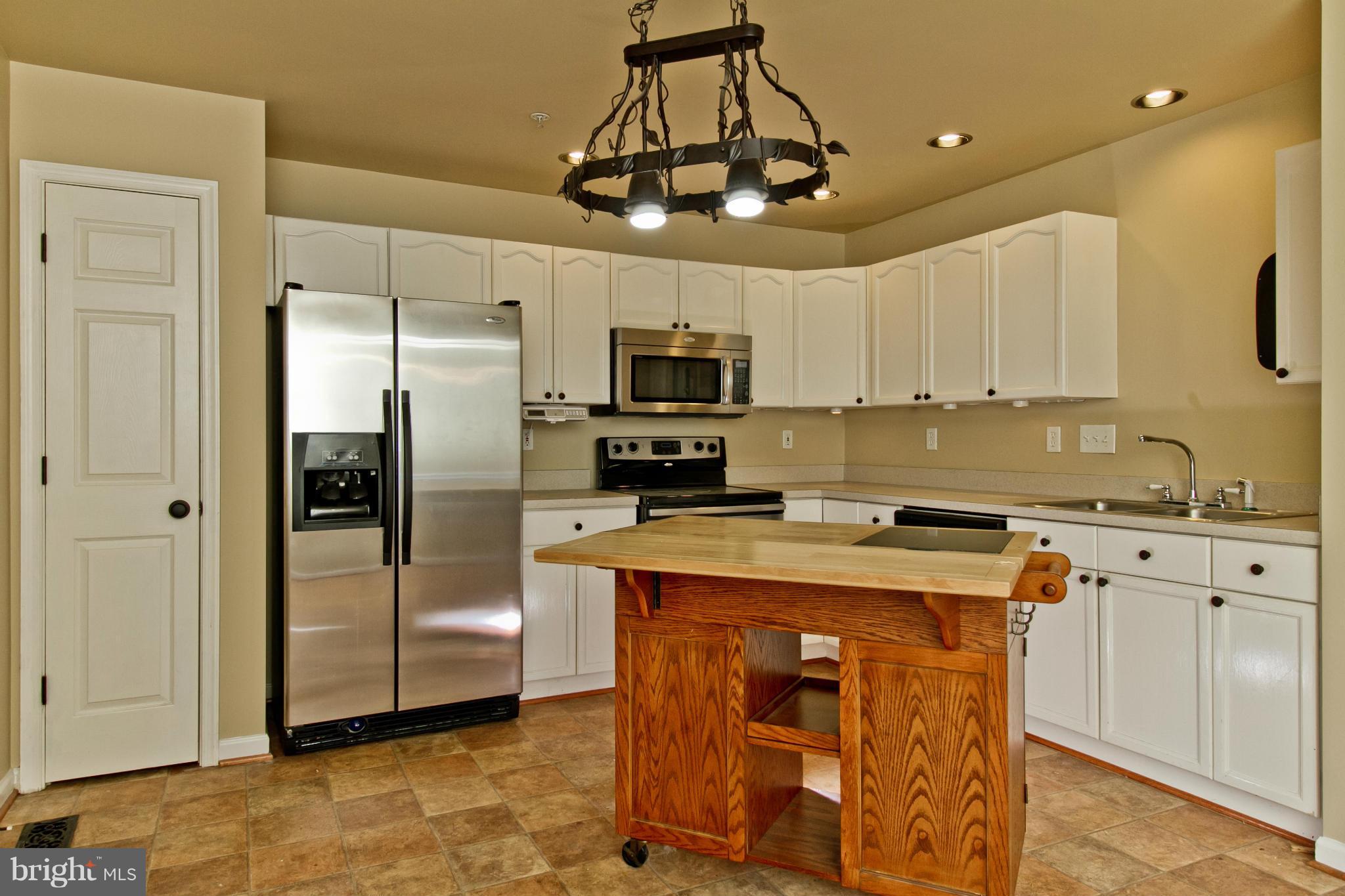115 Sentry Ridge Smithsburg, MD 21783 - Photo 8 of 23 Kitchen