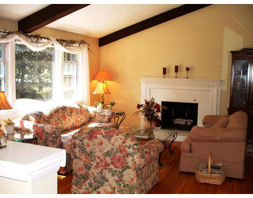 20 Aqueduct Road Wayland, MA 01778 - Photo 11 of 11 Gallery Image 11