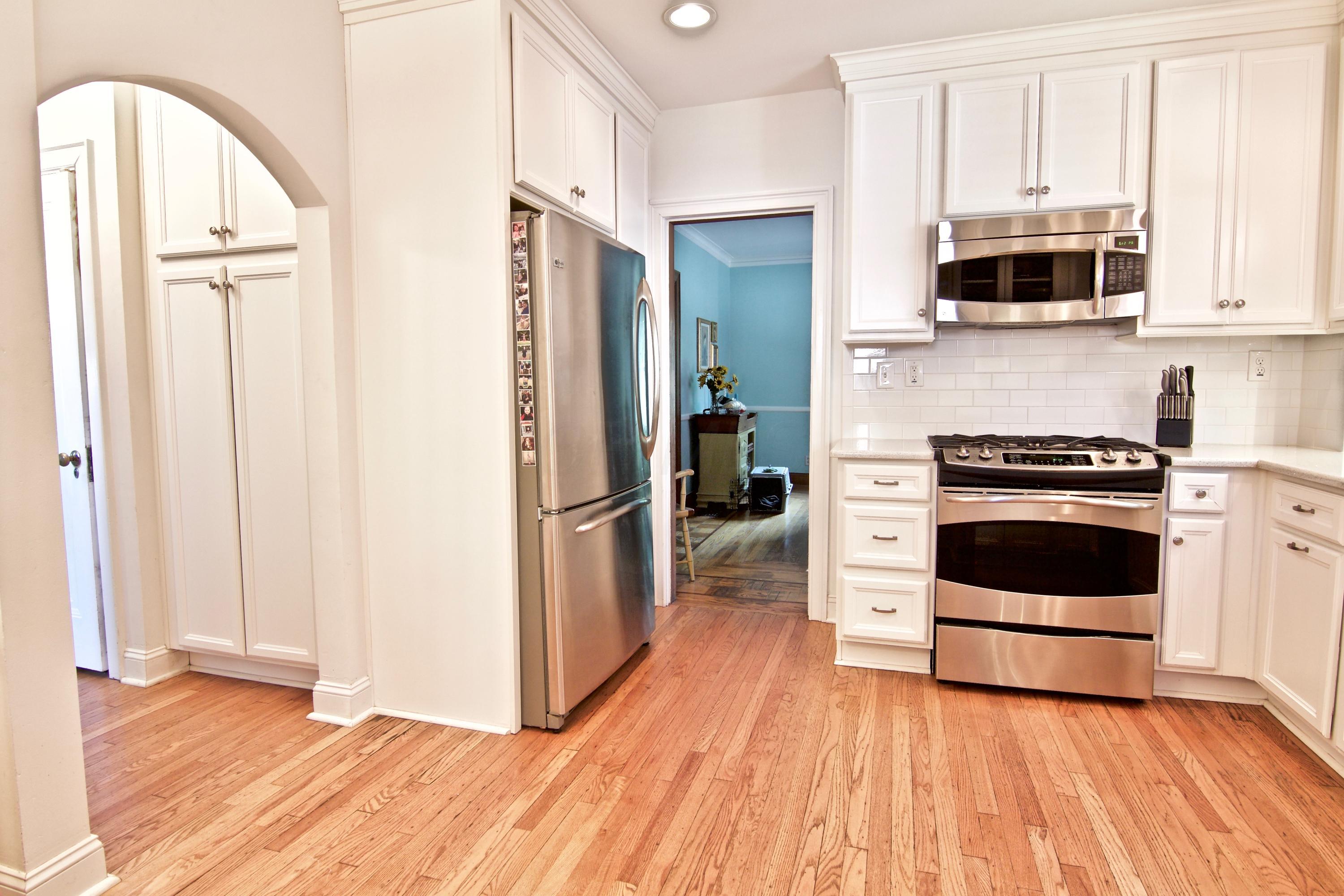 168 South Cassingham Road Columbus, OH 43209 - Photo 9 of 30 Gallery Image 9