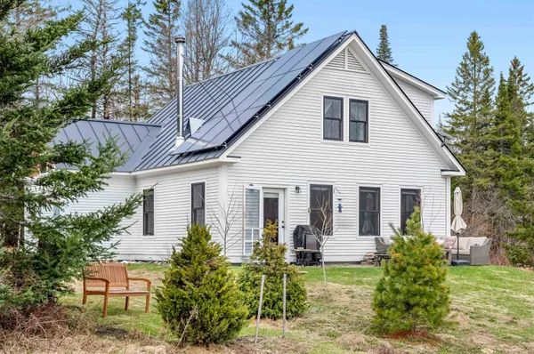 $525,000 | 1981 Danville Hill Road, Cabot, VT 05647