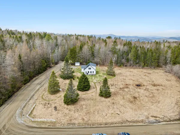 $525,000 | 1981 Danville Hill Road, Cabot, VT 05647