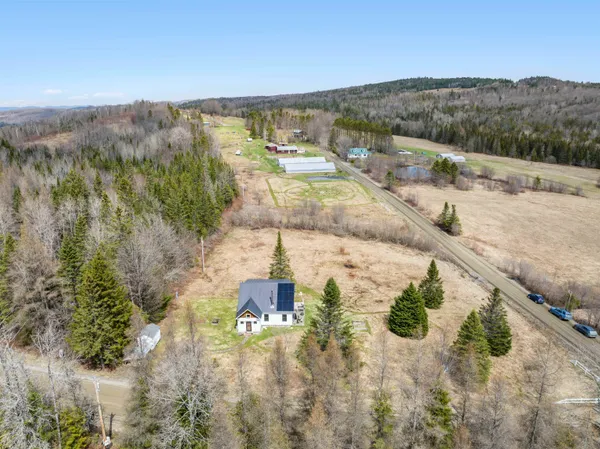 $525,000 | 1981 Danville Hill Road, Cabot, VT 05647