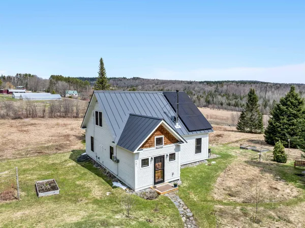 $525,000 | 1981 Danville Hill Road, Cabot, VT 05647