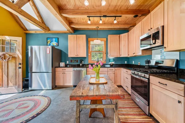 $525,000 | 1981 Danville Hill Road, Cabot, VT 05647
