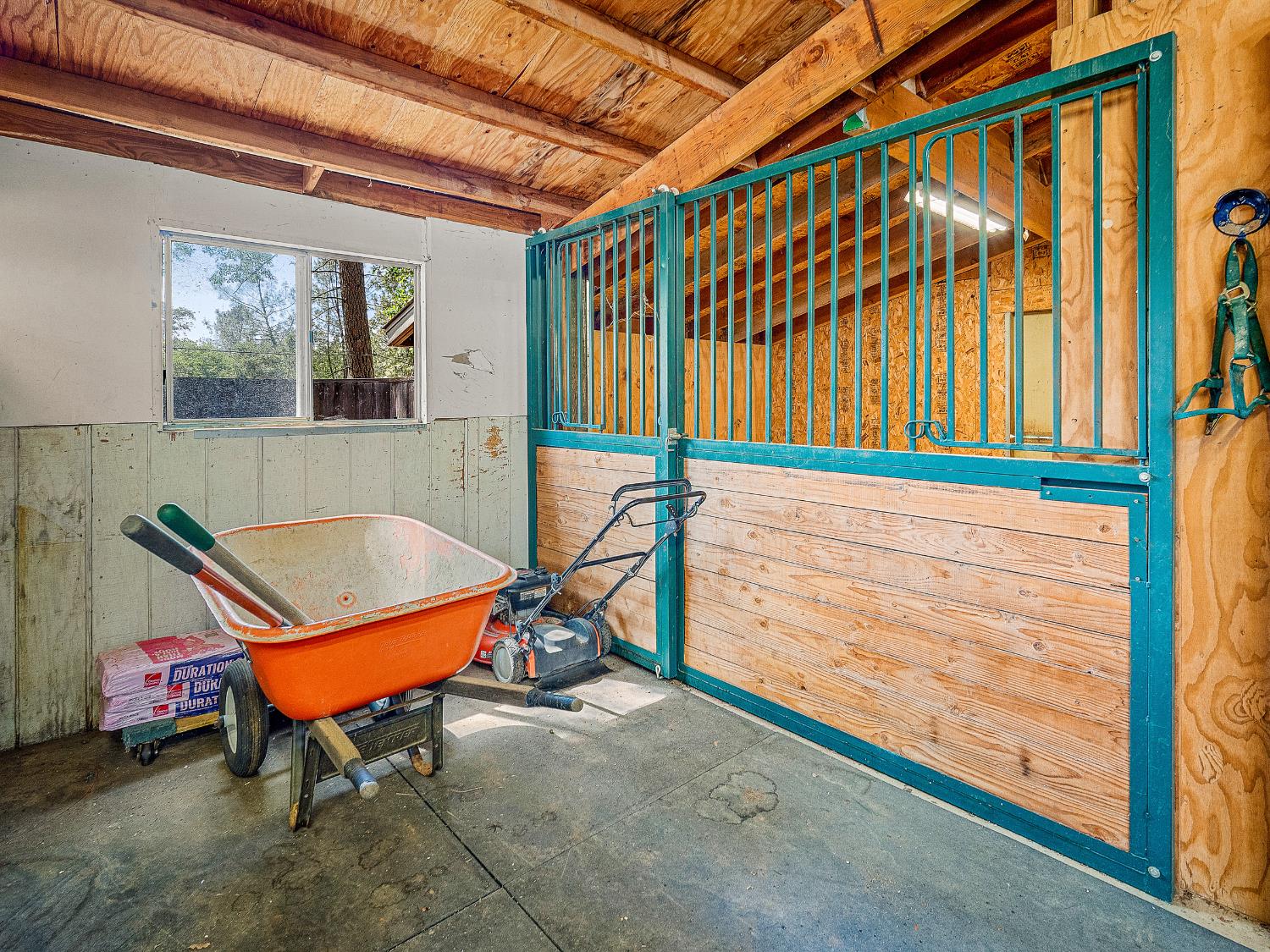 6460 Claim Street Placerville, CA 95667 - Photo 31 of 86 a view of a two chairs in a patio