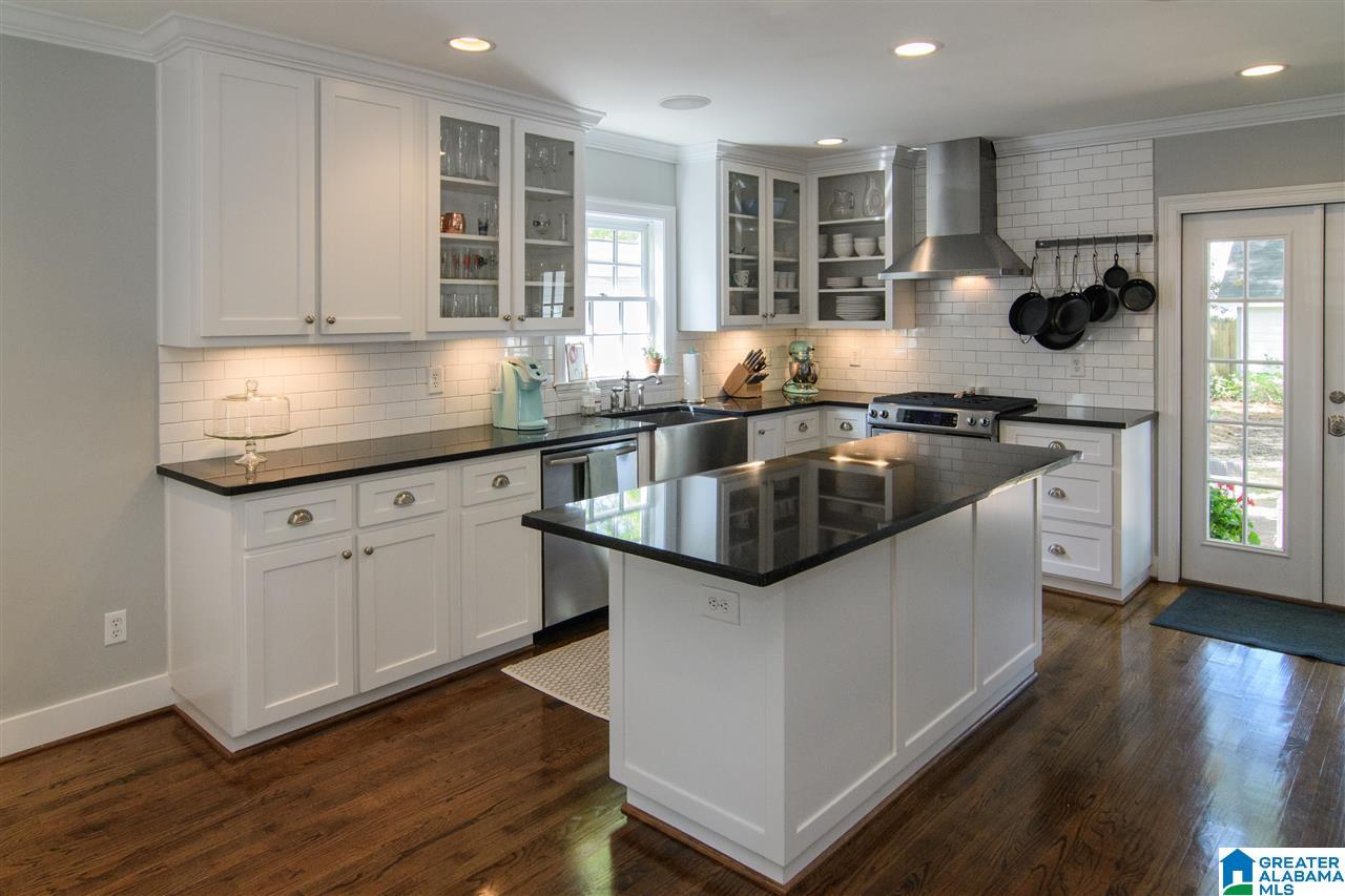 208 Hagood Street Birmingham, AL 35213 - Photo 16 of 50