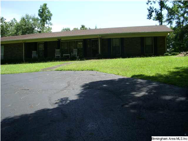 424 Jennings Road Sylacauga, AL 35151 - Photo 1 of 10