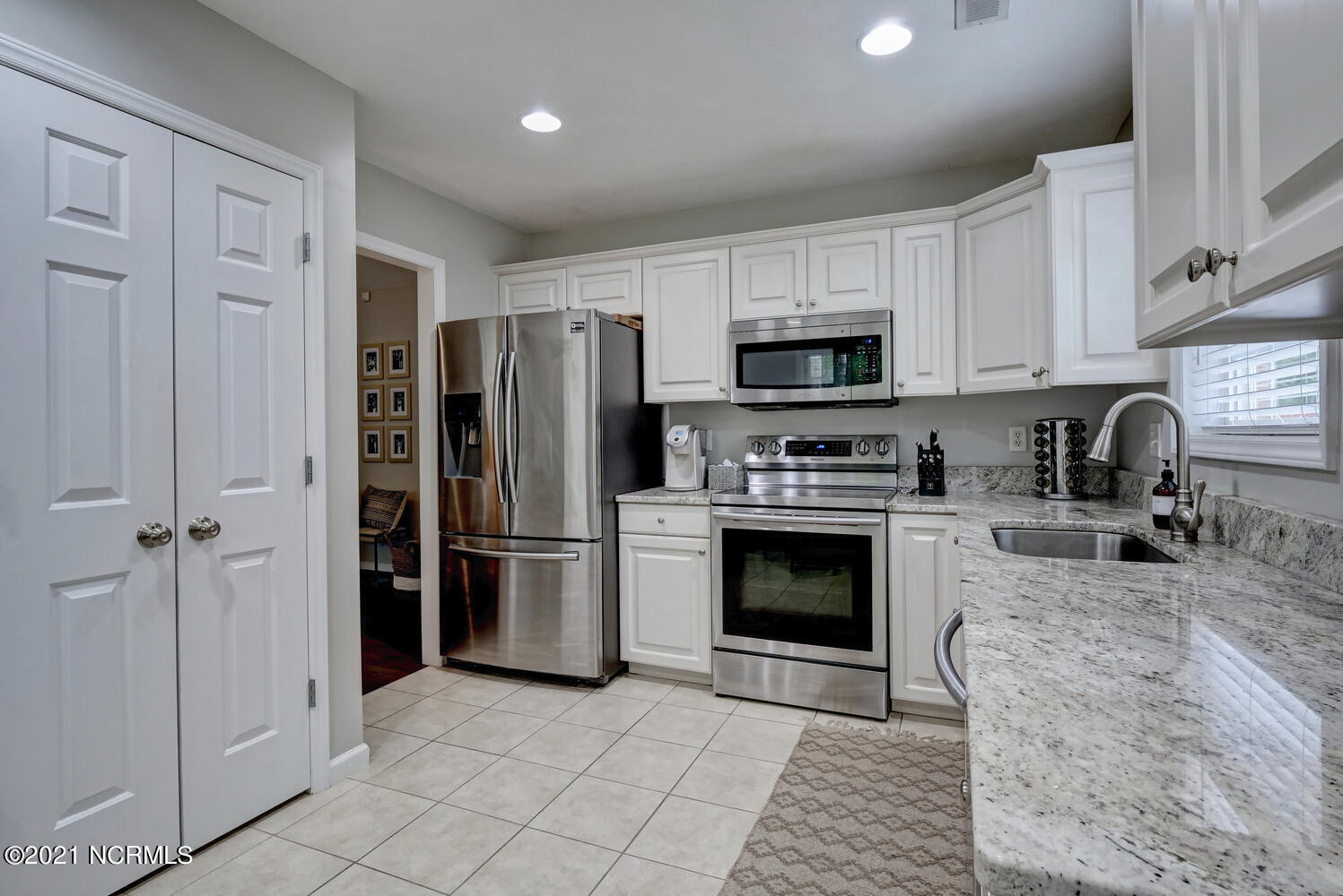 7022 Rice Gate Wilmington, NC 28411 - Photo 4 of 30 7022 Rice Gate Wilmington NC-large-013-0