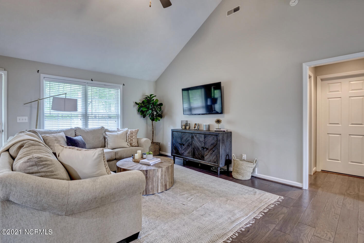 7022 Rice Gate Wilmington, NC 28411 - Photo 6 of 30 7022 Rice Gate Wilmington NC-large-006-0