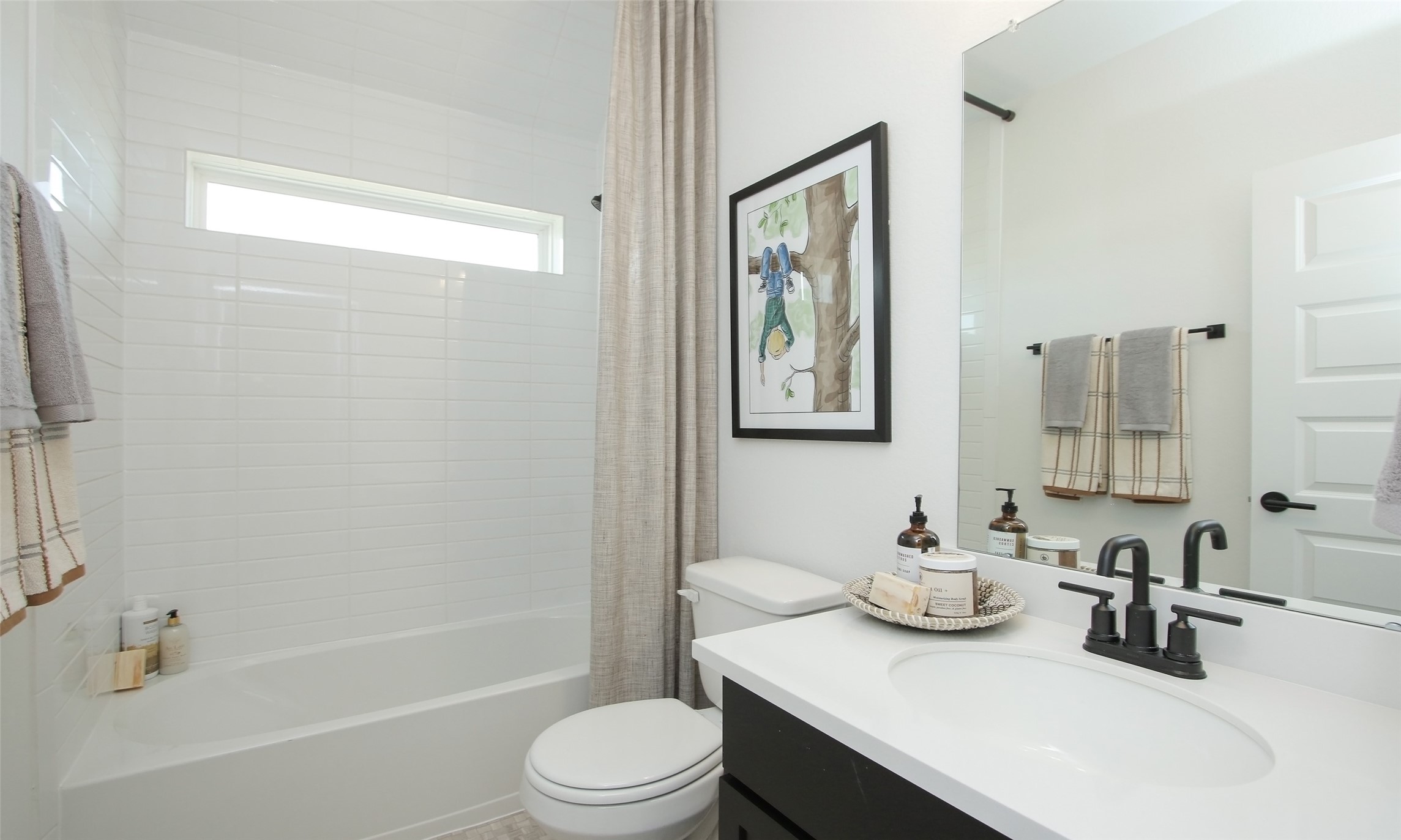 542 Strm Bnd Way Rosenberg, TX 77471 - Photo 25 of 25 Model home photos of similar floorplans, not pictures of actual home.