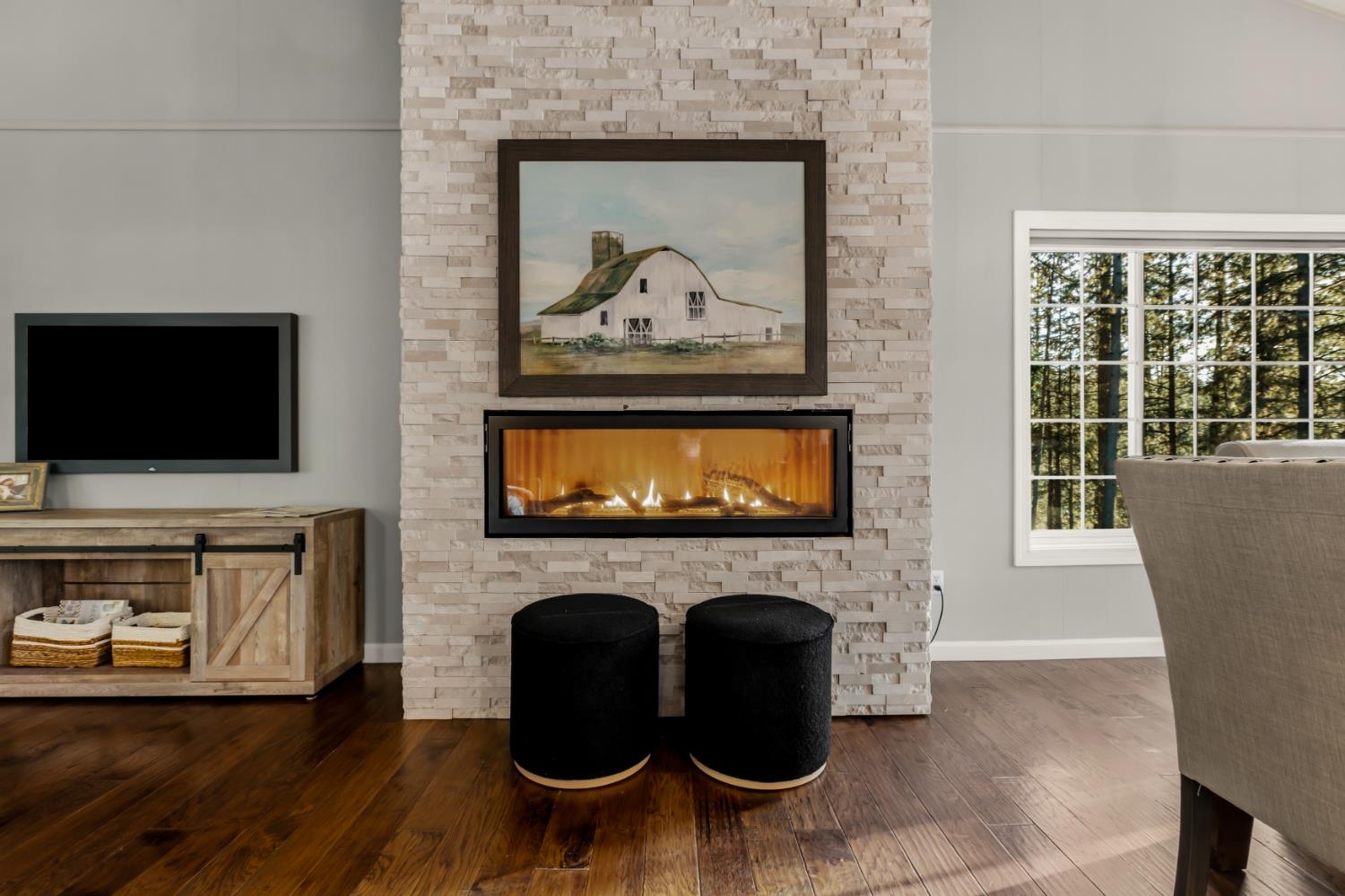 17082 Alioto Drive Grass Valley, CA 95949 - Photo 13 of 42 New stacked stone floor to ceiling fireplace