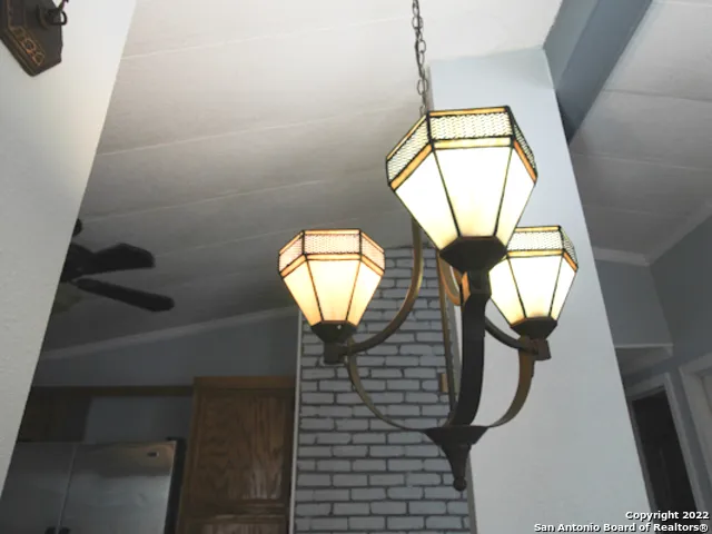 $1,195 | 12095 Park Road 37, Unit B, Lakehills, TX 78063