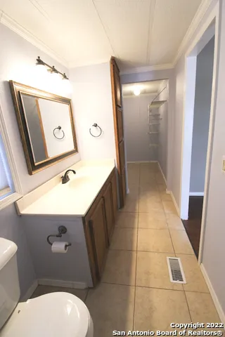 $1,195 | 12095 Park Road 37, Unit B, Lakehills, TX 78063