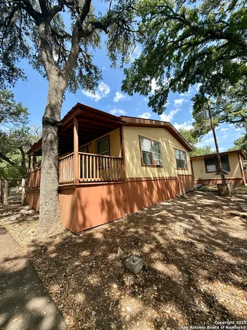 $1,195 | 12095 Park Road 37, Unit B, Lakehills, TX 78063
