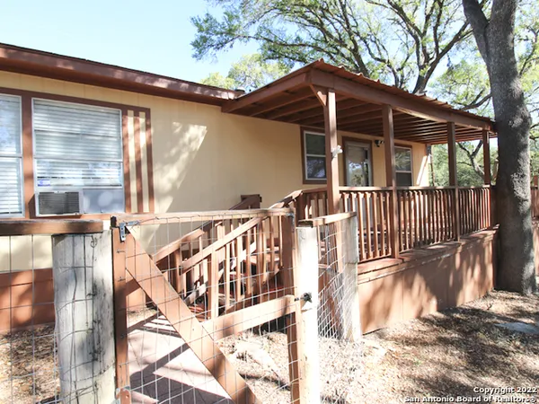 $1,120 | 12095 Park Road 37, Unit B, Lakehills, TX 78063