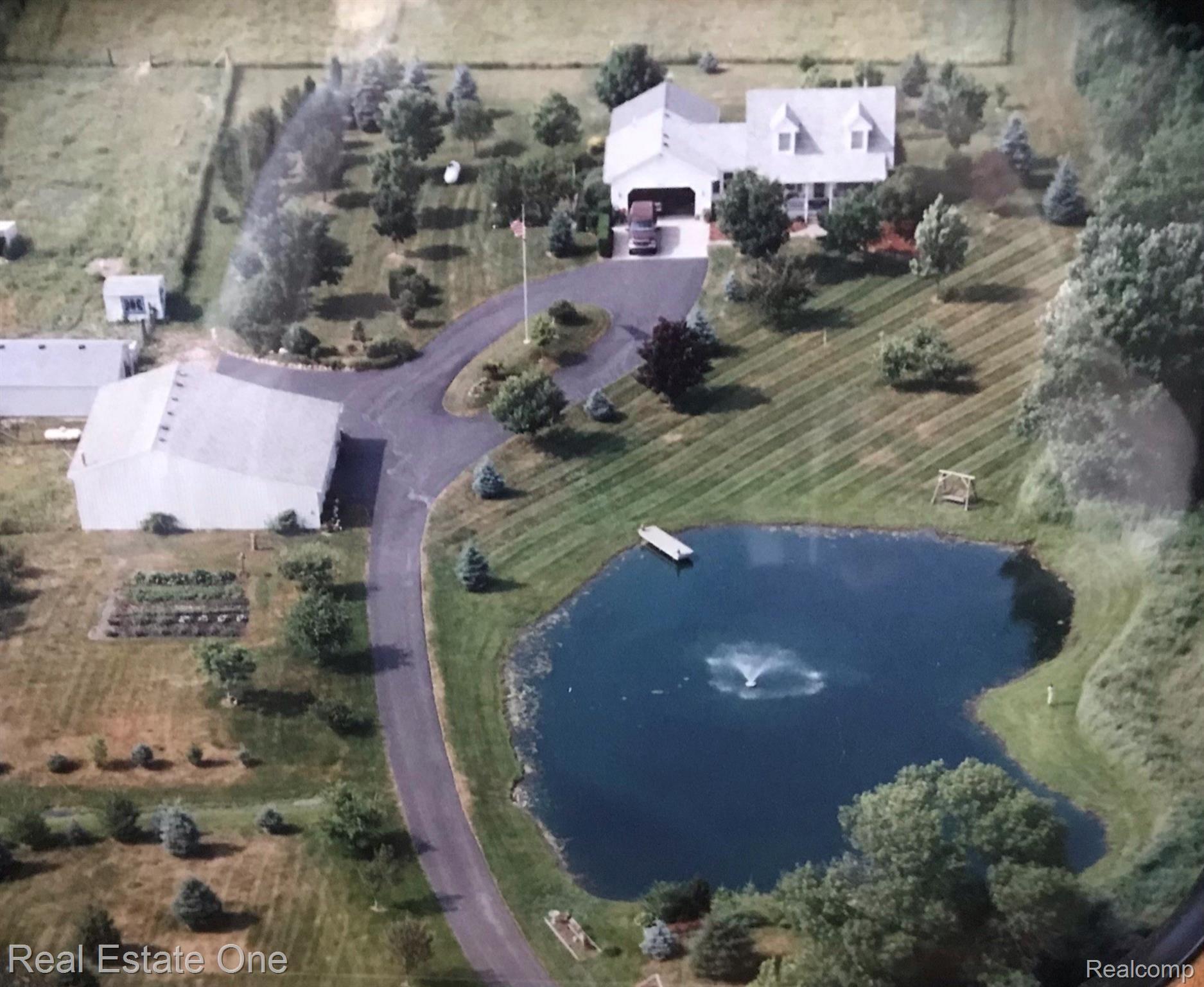 4576 Stewart Road Metamora, MI 48455 - Photo 3 of 44 D7BAC946-5F4A-4C0D-9B89-711891150695.jpeg