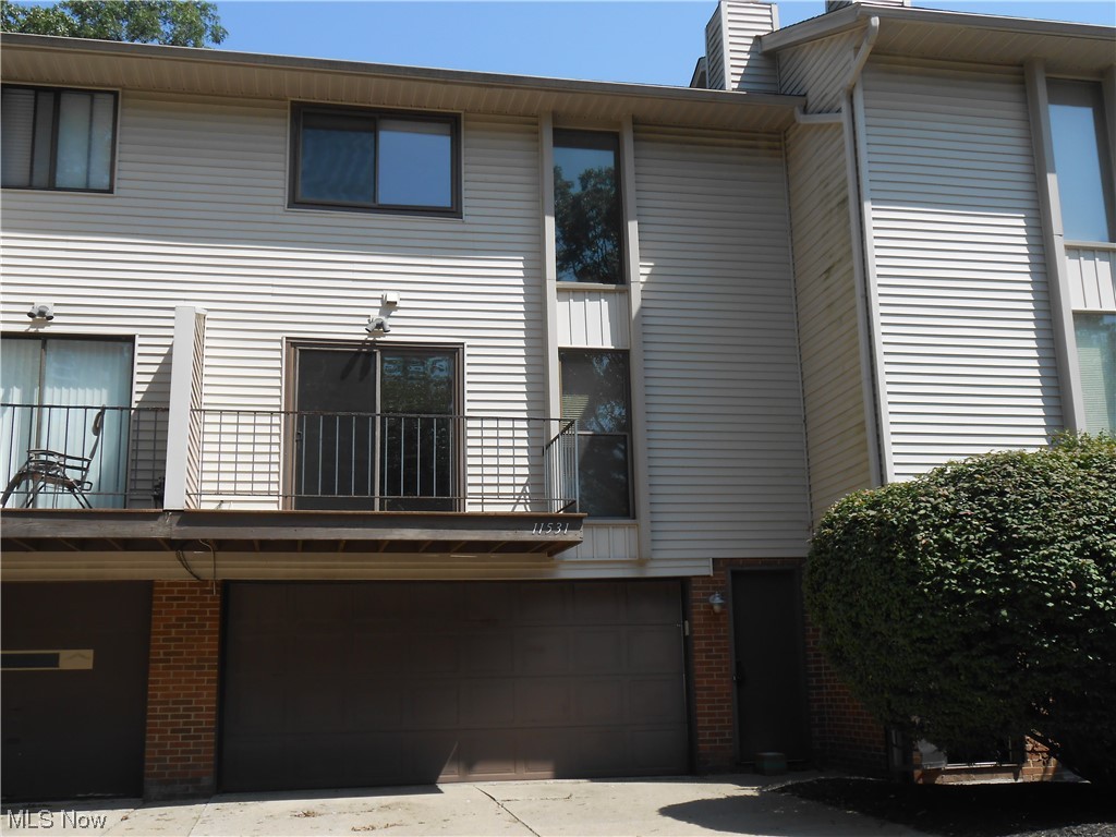 11531 Pearl Road, Unit B206 Strongsville, OH 44136 - Photo 2 of 25 Gallery Image 2