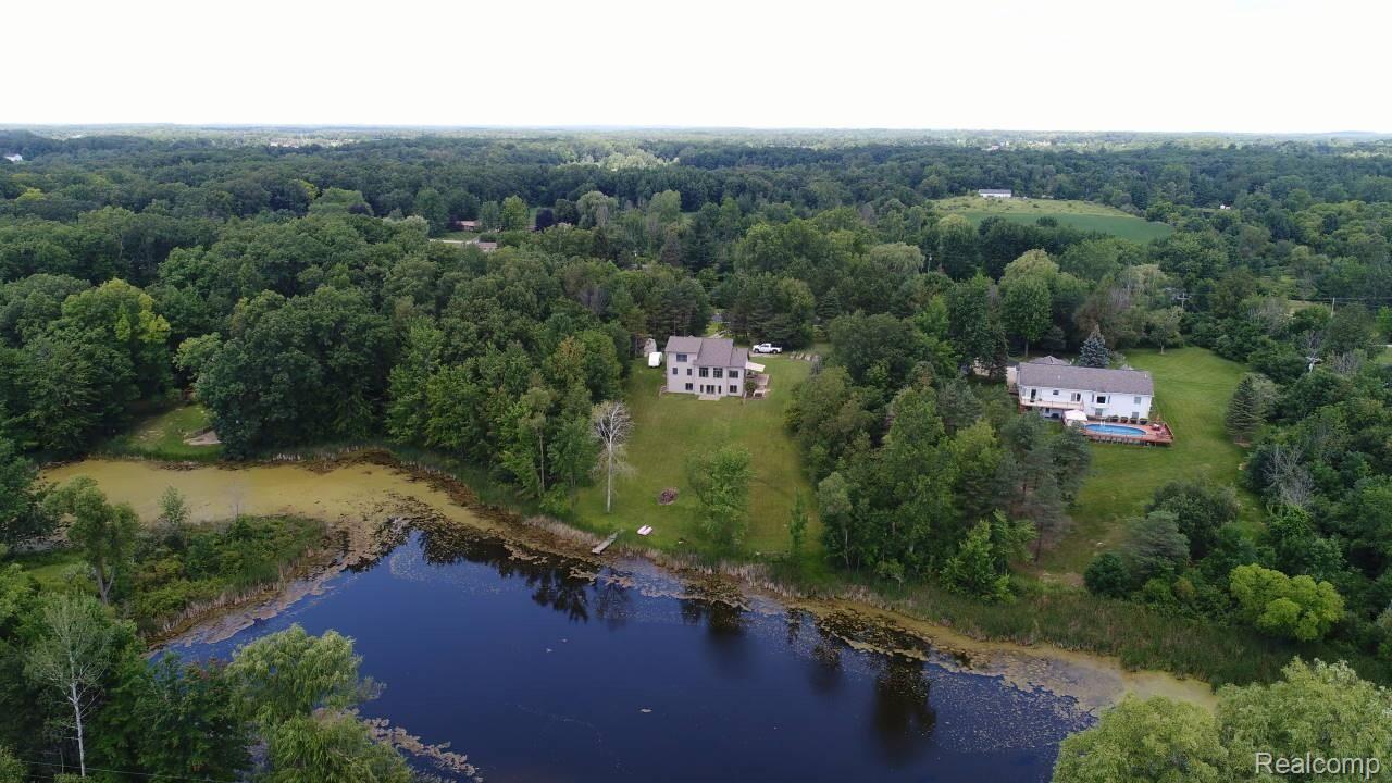 4107 Davison Road Lapeer, MI 48446 - Photo 4 of 33 DJI_0178.JPG
