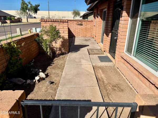 $1,795 | 116 West Loma Vista Drive, Unit 104, Tempe, AZ 85282