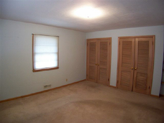 503 Roland Avenue Rockford, IL 61107 - Photo 5 of 6 Gallery Image 5