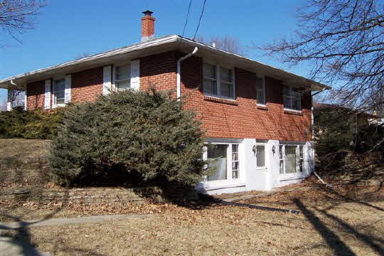 503 Roland Avenue Rockford, IL 61107 - Photo 6 of 6 Gallery Image 6