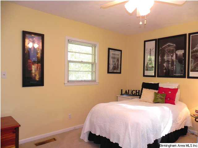 601 Crestview Road Anniston, AL 36207 - Photo 17 of 24