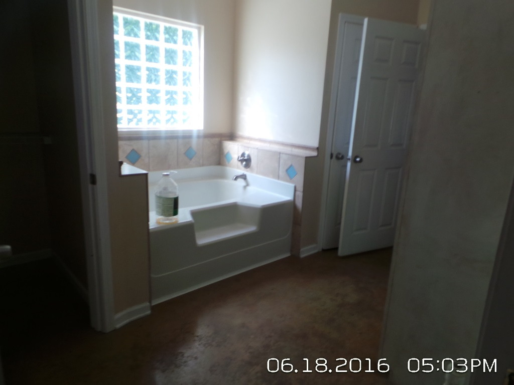 105 Water Tank Road, Unit 1 Florence, MS 39073 - Photo 8 of 11 BATH 1