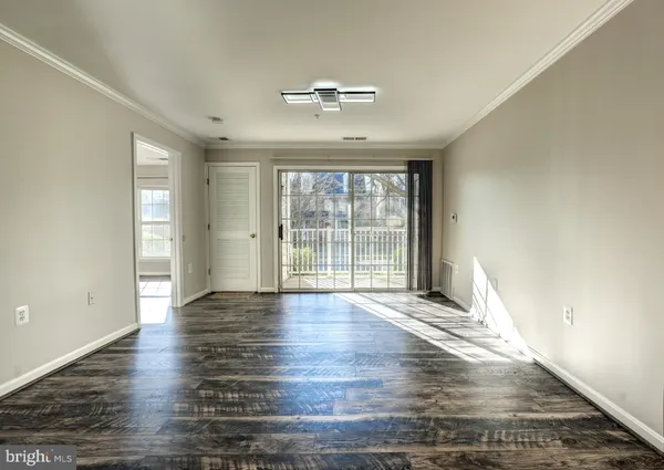 $2,550 | 1001 Gaither Road, Unit I, Rockville, MD 20850