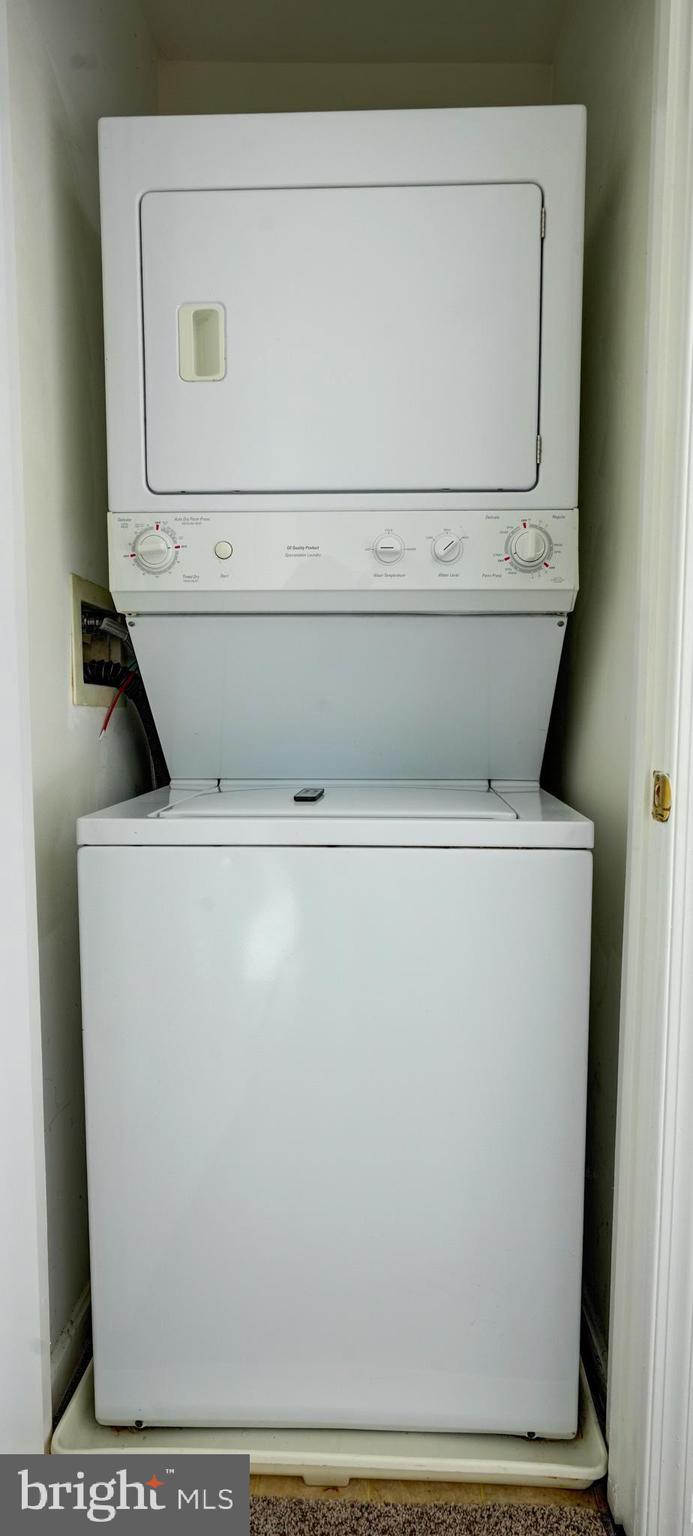 1001 Gaither Road, Unit I Rockville, MD 20850 - Photo 29 of 34 a close up view of washer and dryer