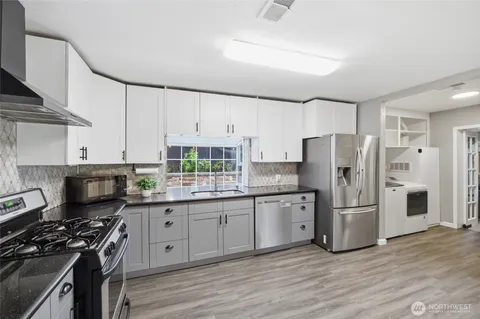 $925,000 | 7715 236th Street Southwest, Edmonds, WA 98026