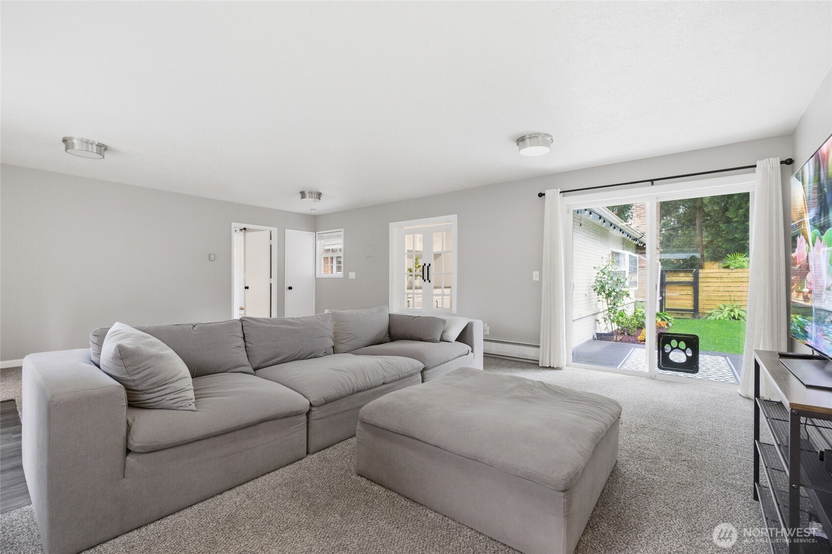 7715 236th Street Southwest Edmonds, WA 98026 - Photo 17 of 33