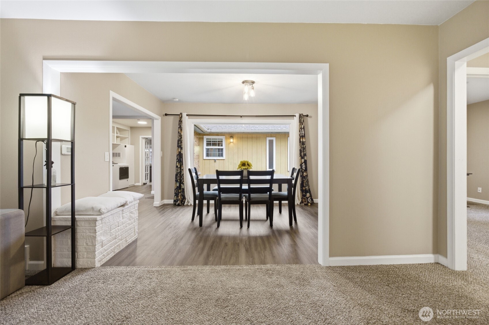 7715 236th Street Southwest Edmonds, WA 98026 - Photo 6 of 33