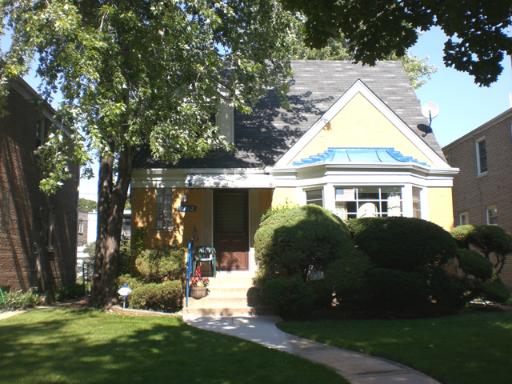 2812 West Coyle Avenue Chicago, IL 60645 - Photo 1 of 1