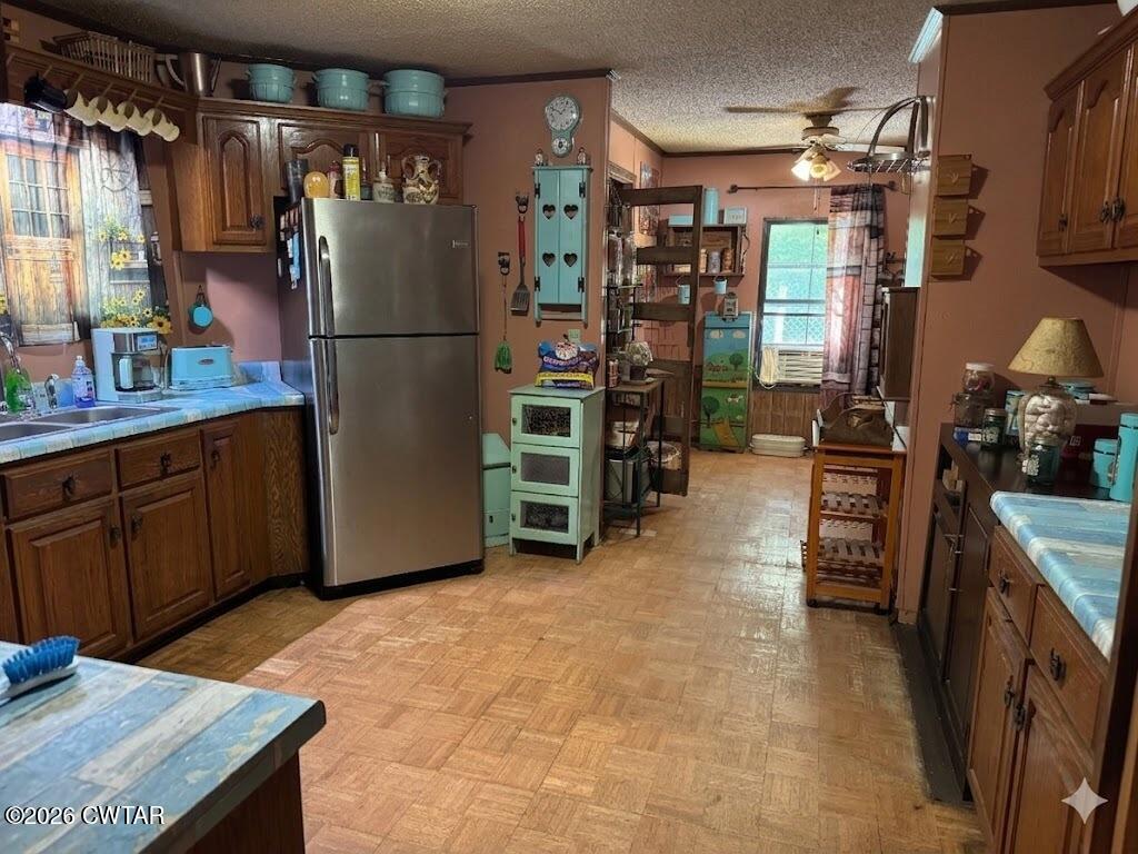 54 J B Jones Road Trenton, TN 38382 - Photo 3 of 12 Kitchen