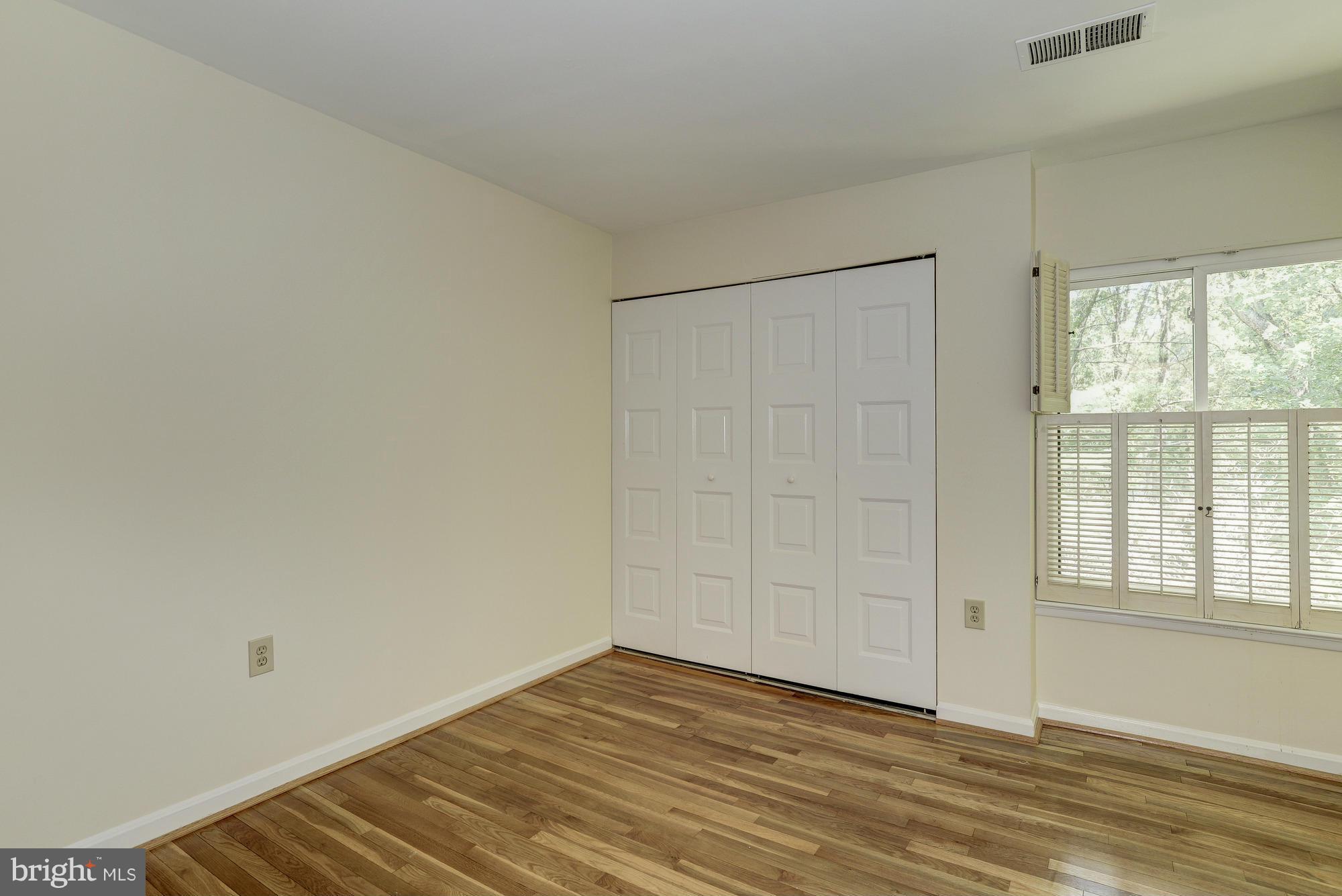 8183 Inverness Ridge Road Potomac, MD 20854 - Photo 17 of 27 Bedroom