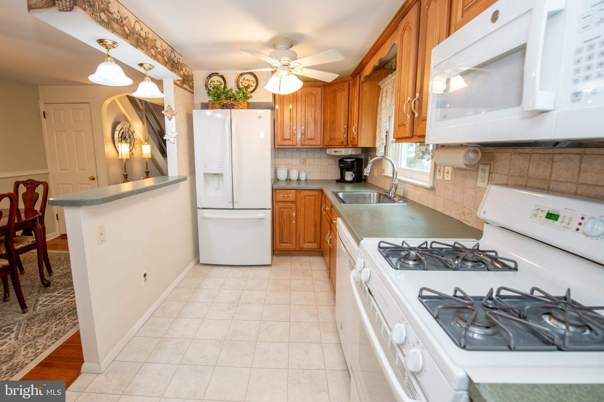 2813 Shelly Road Philadelphia, PA 19152 - Photo 19 of 53 Gallery Image 19