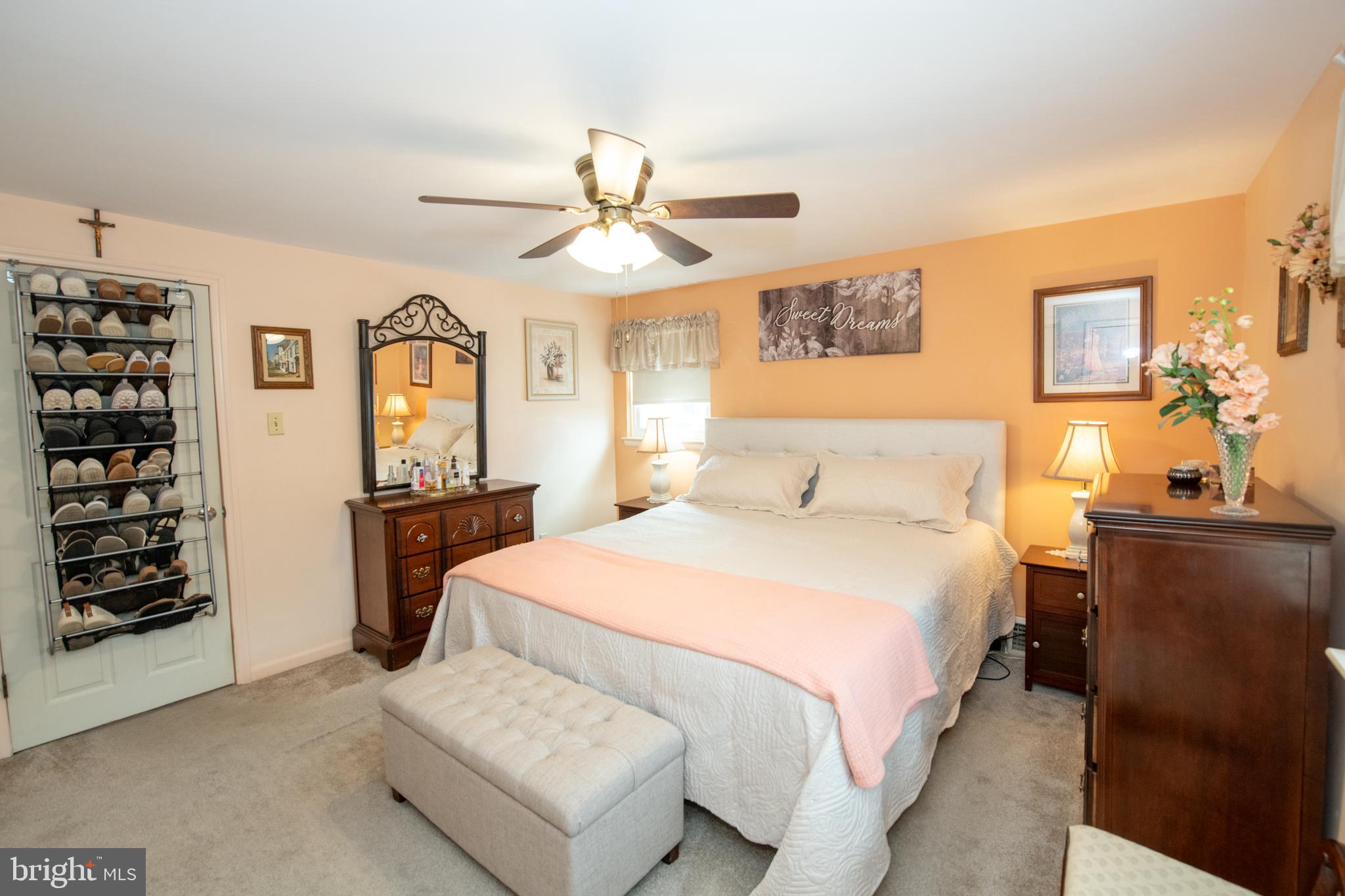 2813 Shelly Road Philadelphia, PA 19152 - Photo 27 of 53 Gallery Image 27